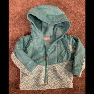 Teal Columbia jacket! Fleece and Waterproof